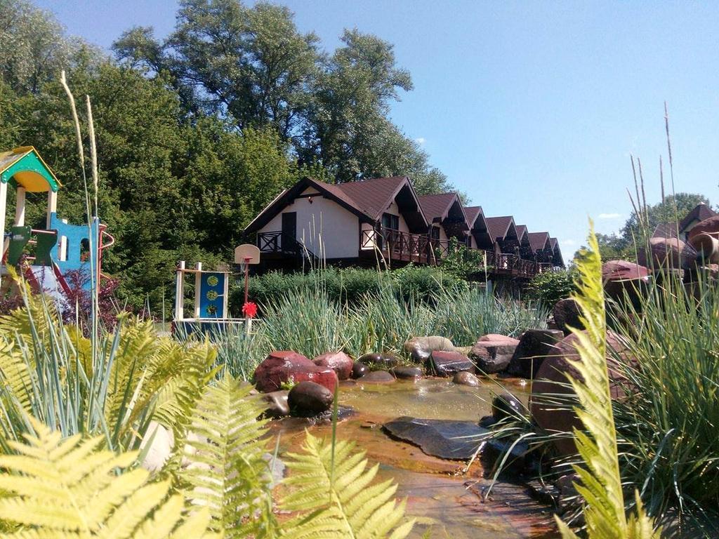 Chervona Kalina Hotel Kiev Bagian luar foto